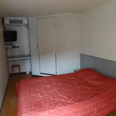 Premiere Classe Lyon Sud Chasse Sur Rhone Vienne Exterior foto